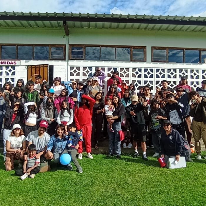 encuentro con jovenes fundacion pan de vida atucucho