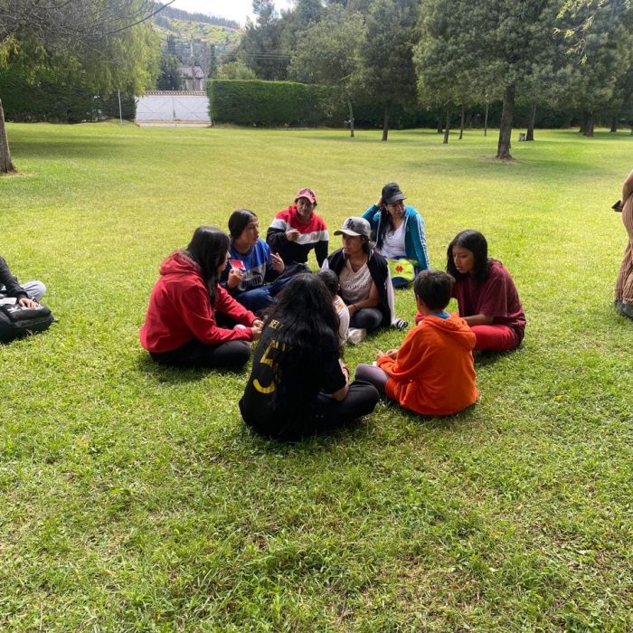 encuentro con jovenes fundacion pan de vida atucucho